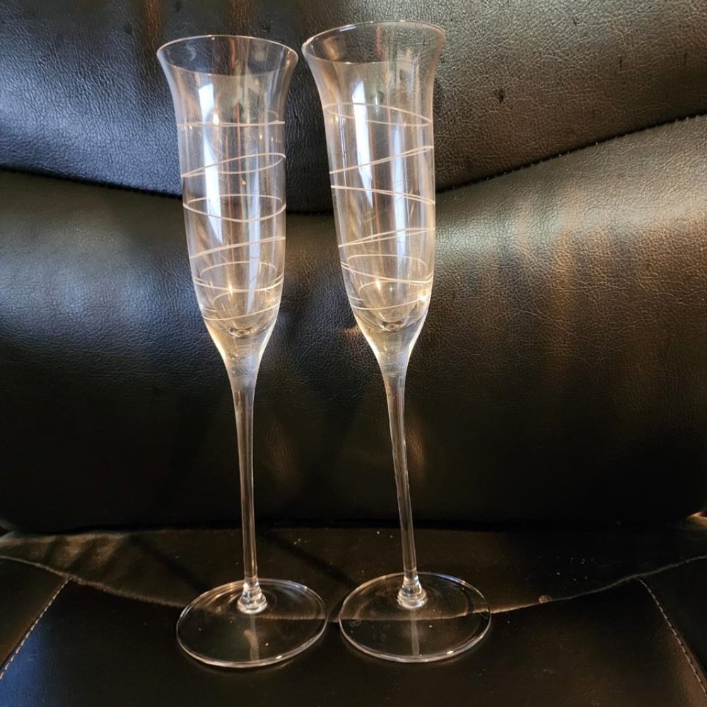 Pair of Bridal Swirl Design Flutes